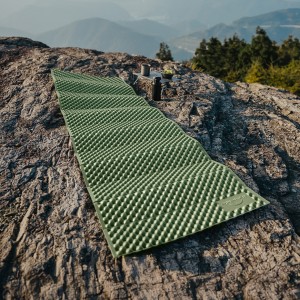 Килимок складний поліуретановий IXPE Naturehike зелений (CNK2450WS044)