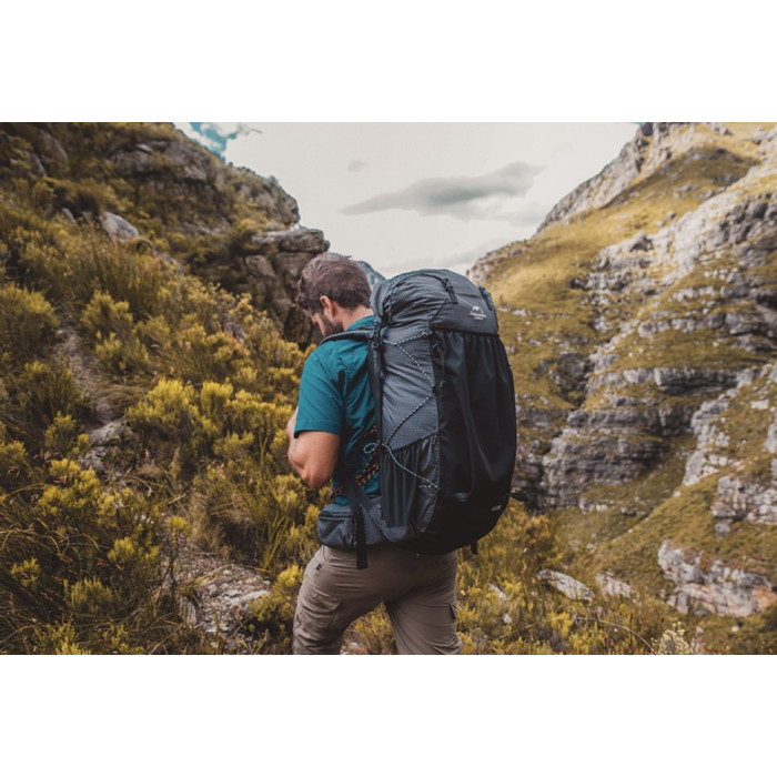 Рюкзак туристичний Naturehike 40 + 5 л чорний (NH20BB113)