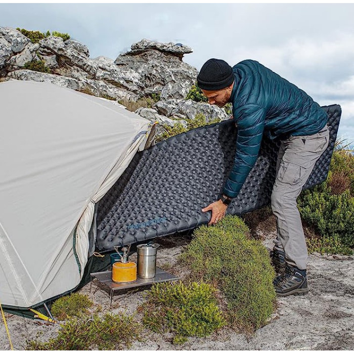 Надувний килимок Naturehike R Value: 3,5, розмір 196 х 64 см колір чорний (CNH22DZ018)