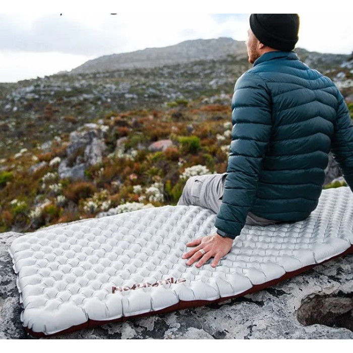 Надувний килимок Naturehike R Value: 5,8 розмір: 183 х 64 х 8 см сірий (CNH22DZ016)