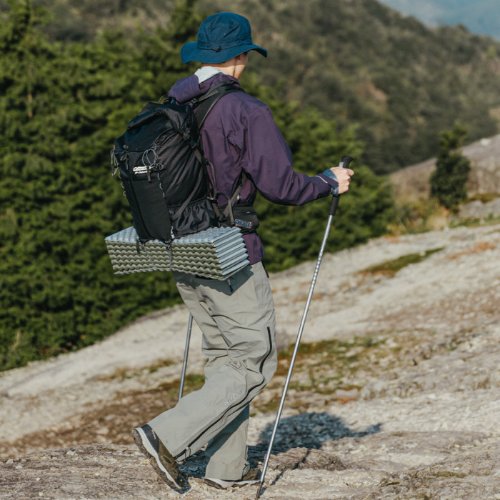 Килимок складний поліуретановий IXPE Naturehike зелений (CNK2450WS044)