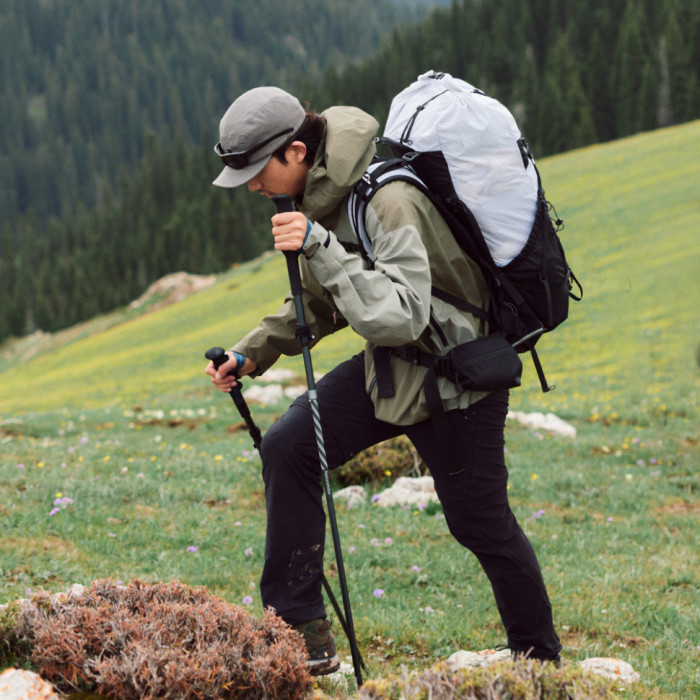 Рюкзак туристичний Naturehike Helium CNK2450XB016, 40 л, чорний, M