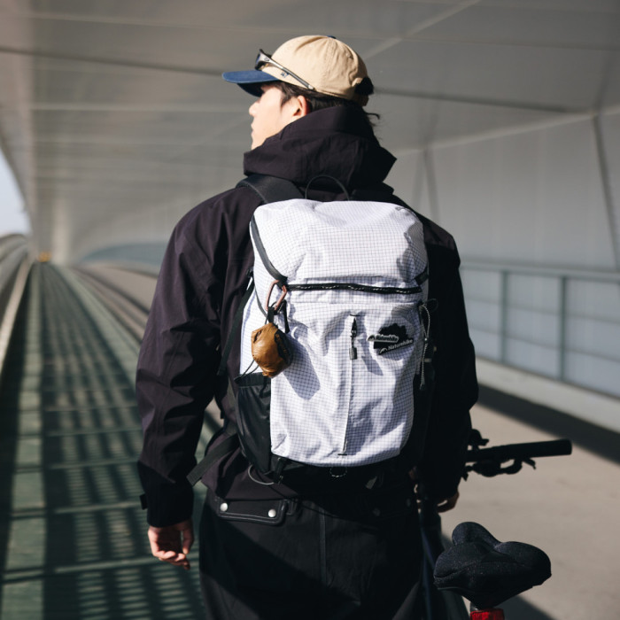 Рюкзак туристичний Naturehike Helium CNK2300BB017, 25 л, білий