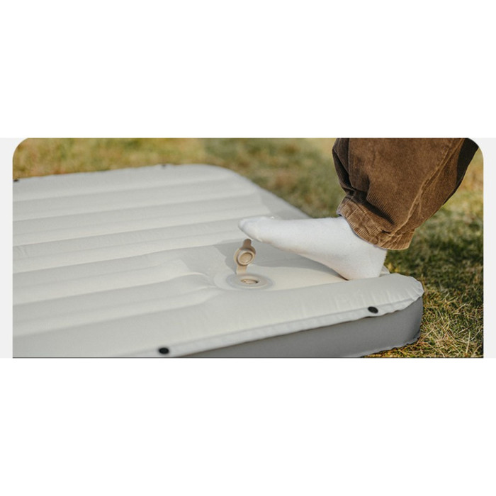 Матрац туристичний надувний одномісний Naturehike CNK2450WS035, 198х68х9.5 см, білий із вбудованою помпою для надування