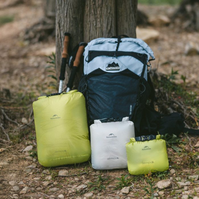 Гермомішок Naturehike CNK2550XB012, 8 л, білий